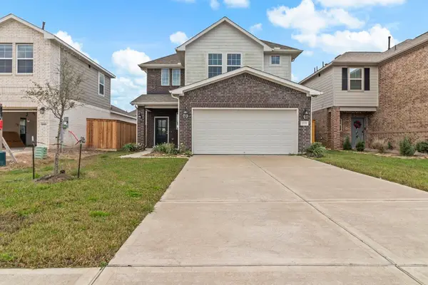 13201 Leisure Cove Drive, Texas City, TX 77568