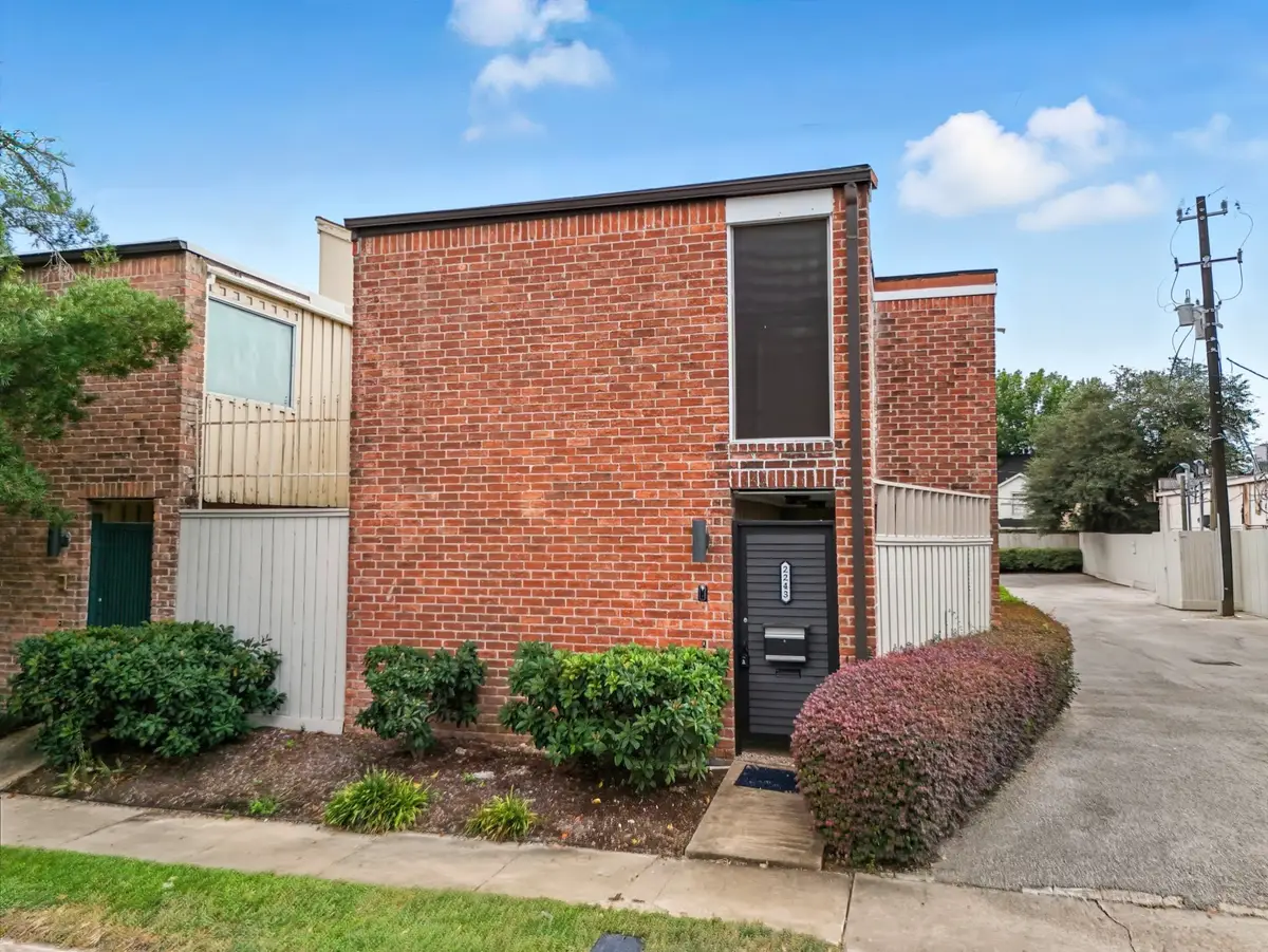 2243 W Alabama Street #10, Houston, TX 77098 - Image #1