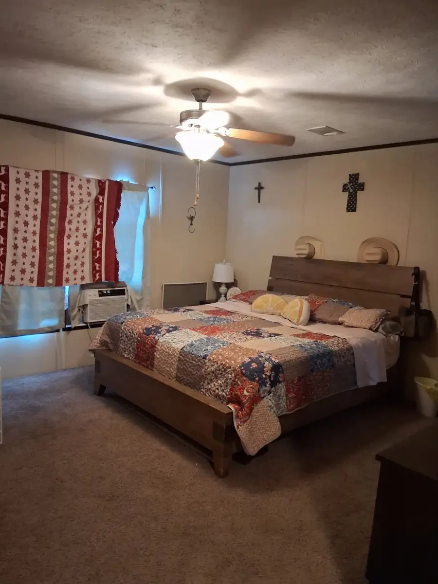 190 Casen Street, Dale, TX 78616 - #3