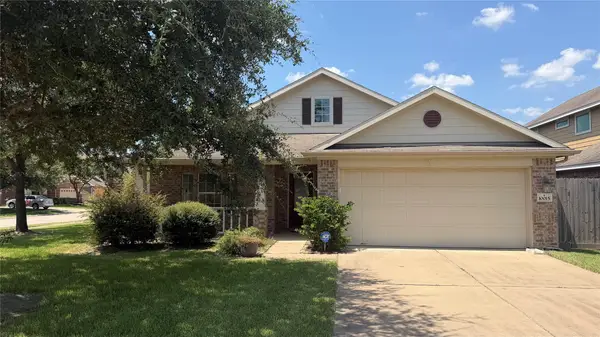 10015 Lynnwood Drive, Baytown, TX 77521