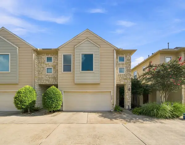 3808 Center Plaza Drive, Houston, TX 77007