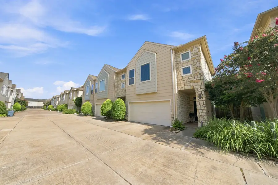 3808 Center Plaza Drive, Houston, TX 77007 - #2