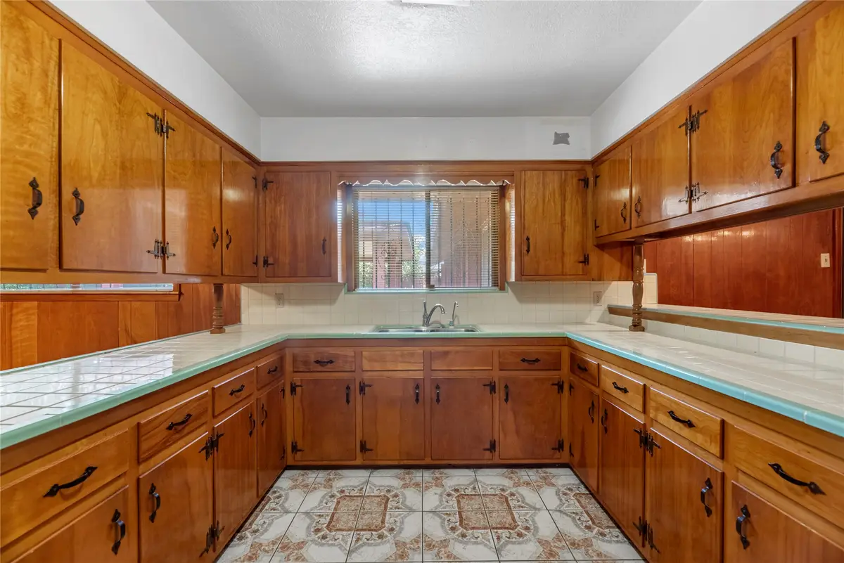 7007 Avenue F, Houston, TX 77011 - #1