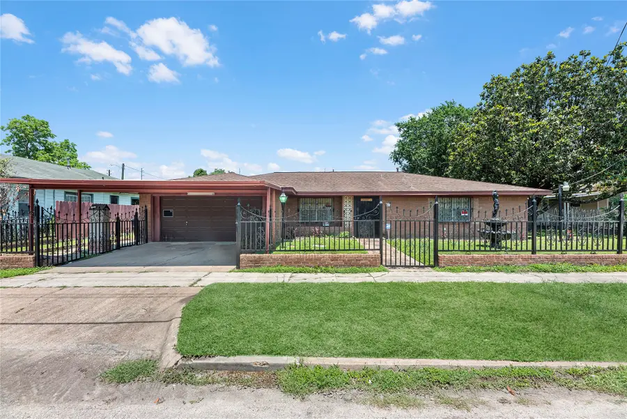 7007 Avenue F, Houston, TX 77011 - #2