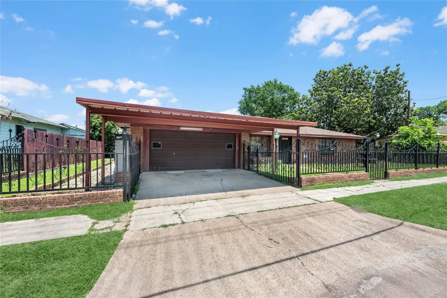 7007 Avenue F, Houston, TX 77011 - #3