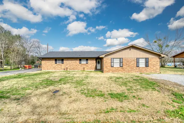 102 W Marietta Street, Madisonville, TX 77864