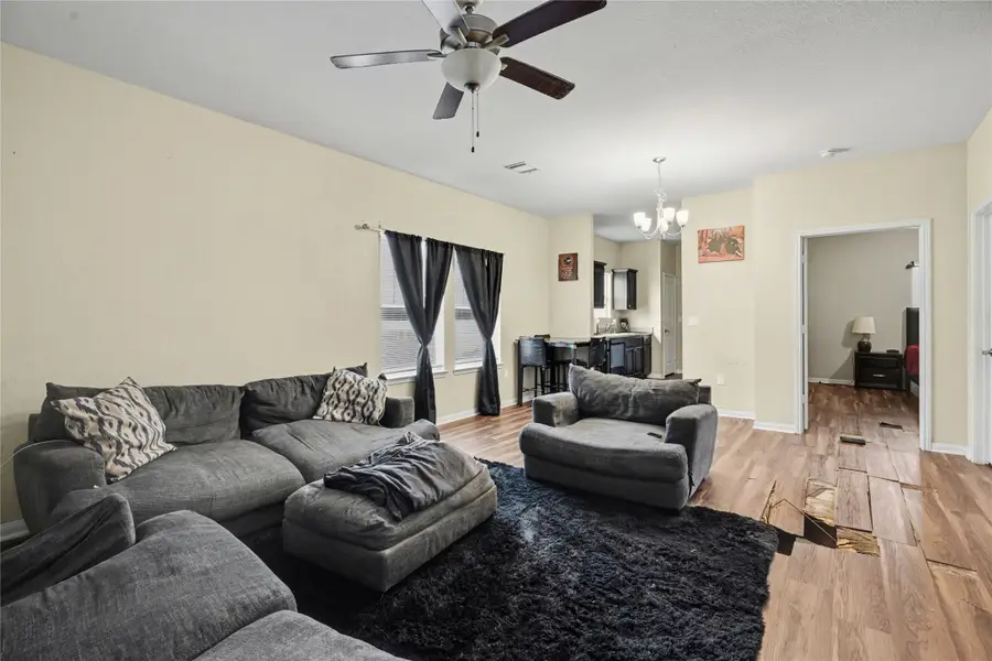 106 N Bayou Drive, Hitchcock, TX 77563 - #3