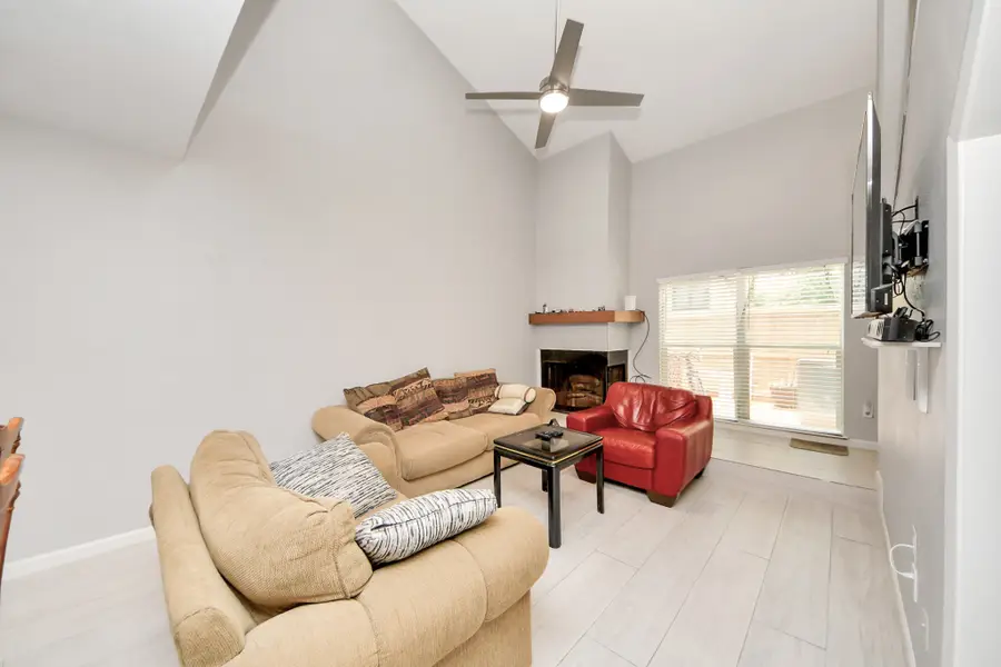9447 Pagewood Lane #9447, Houston, TX 77063 - #3