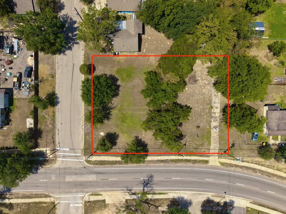 406 E Phillips Street, Conroe, TX 77301 - #1