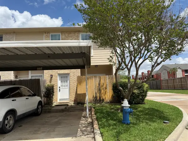 7575 Cambridge Street #2204, Houston, TX 77054
