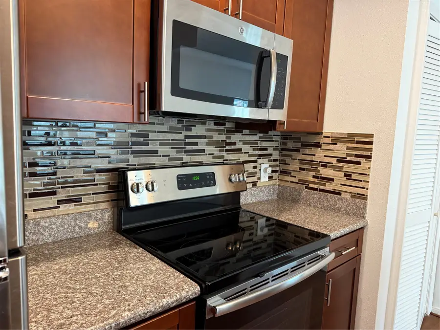 7575 Cambridge Street #2204, Houston, TX 77054 - #3