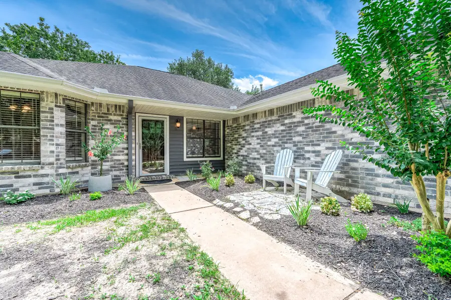 3875 Larkspur Street, Alvin, TX 77511 - #2