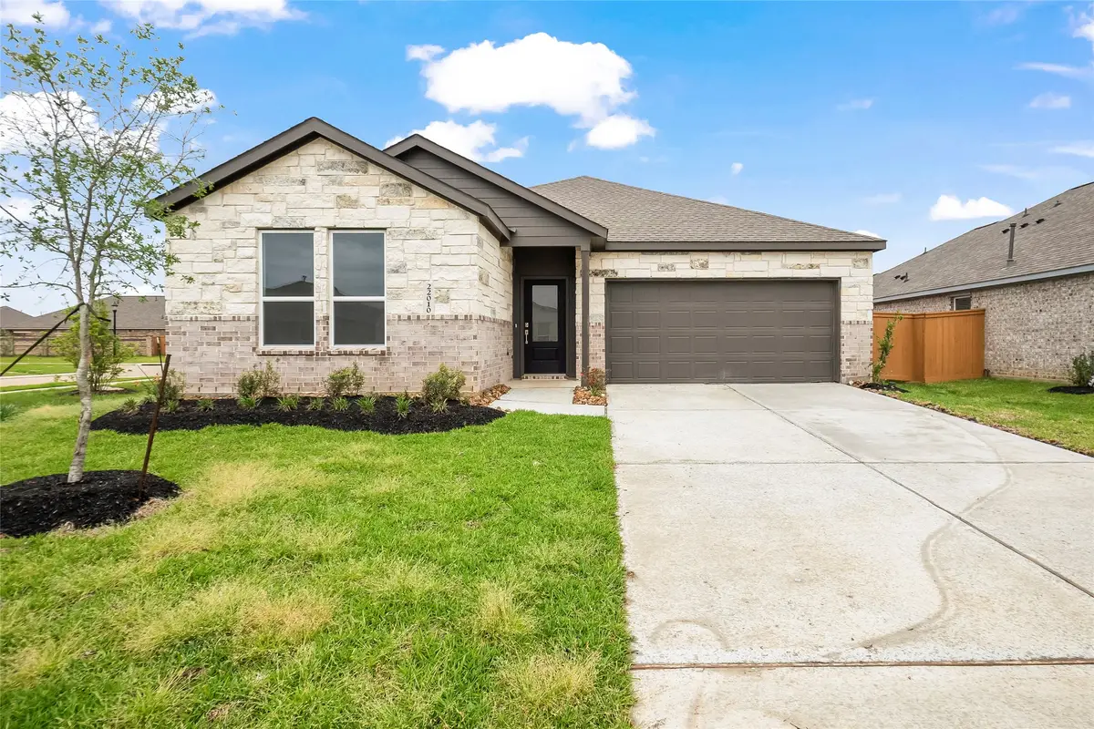 225 Orchard Cove, Snook, TX 77879 - #1
