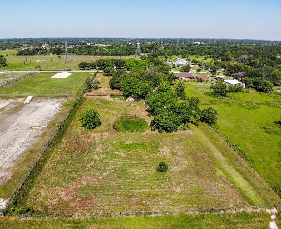 17215 County Road 831, Pearland, TX 77584 - #2