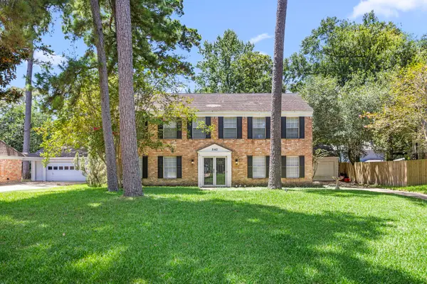 2142 Parkdale Drive, Houston, TX 77339