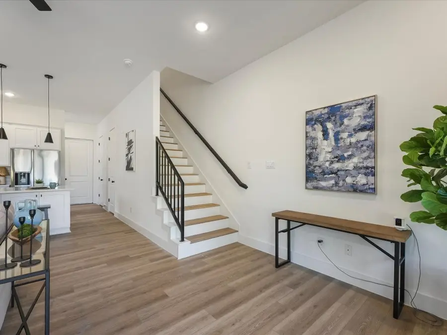 1909 Dewalt St, Houston, TX 77088 - #2