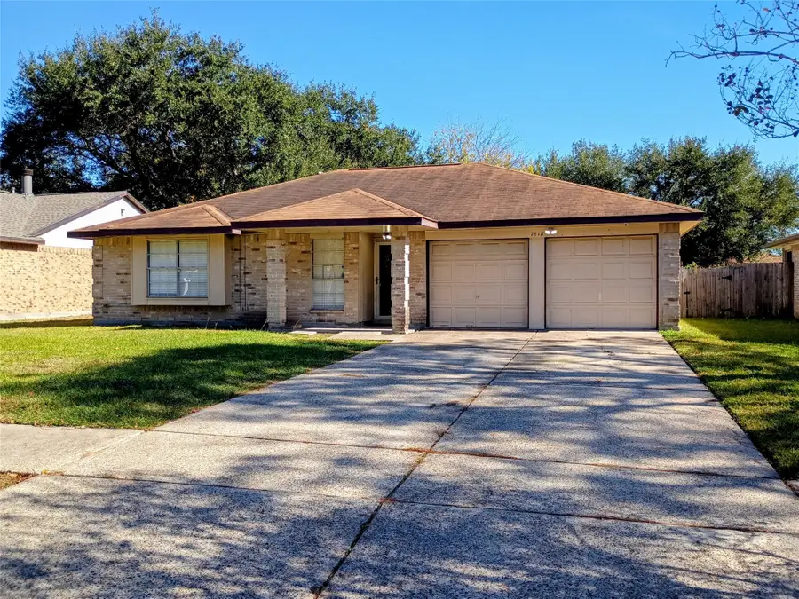 7818 Hiawatha Street, Baytown, TX 77521 - Image #3