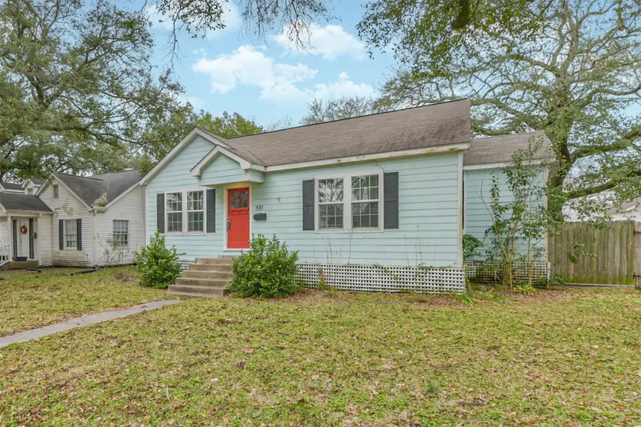 810 10th Avenue N, Texas City, TX 77590 - #2