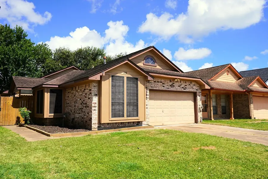 106 Coffee Lane, Lake Jackson, TX 77566 - #2