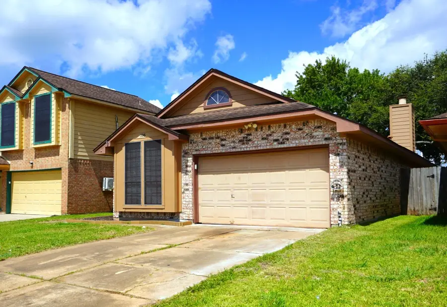 106 Coffee Lane, Lake Jackson, TX 77566 - #3