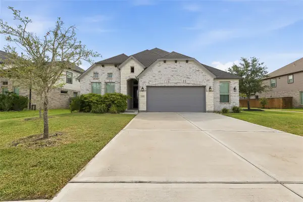 3323 Majestic Pine Lane, Rosenberg, TX 77471
