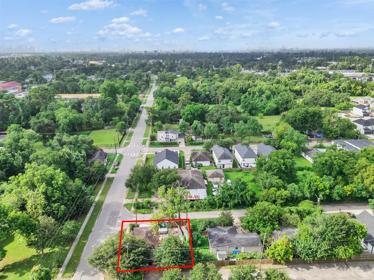 5915 Knox Street, Houston, TX 77091 - #1