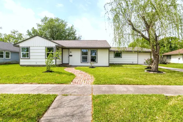 1905 Tennessee Street, Baytown, TX 77520
