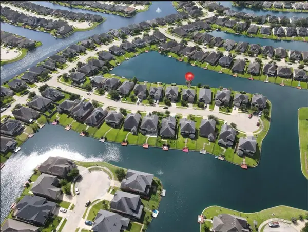 3935 Amalfi Shores Court, Missouri City, TX 77459