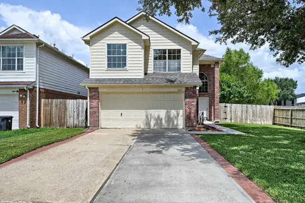 643 Meadow Knoll Drive, Stafford, TX 77477