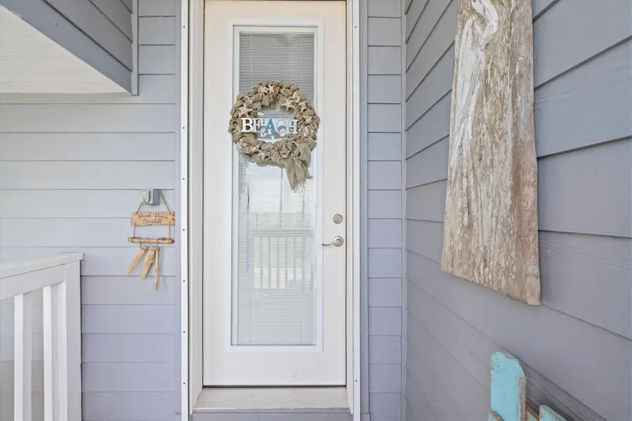 19427 Shores Drive, Galveston, TX 77554 - Image #2