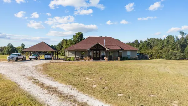 150 Private Road 6421, Palestine, TX 75803