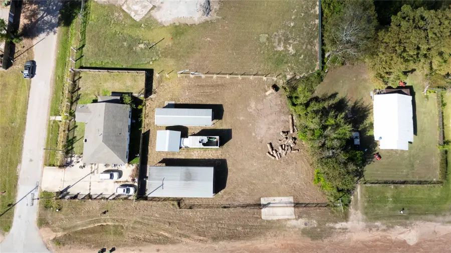 1301 N San Jacinto Avenue, Cleveland, TX 77327 - Image #2