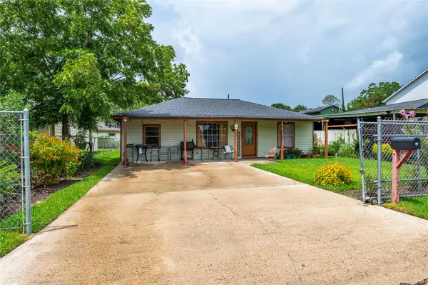 4937 Bataan Road, Houston, TX 77033