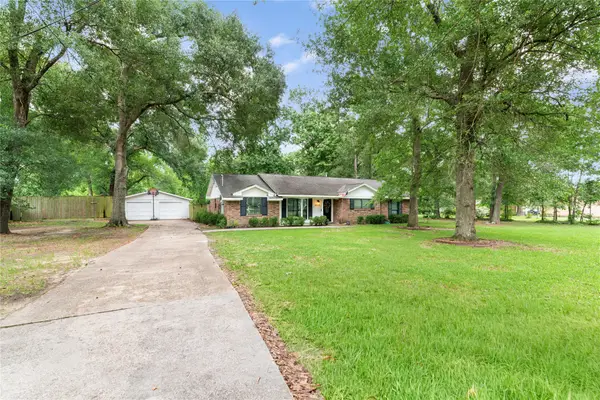 27216 Blueberry Hill Dr Drive, Oak Ridge North, TX 77385
