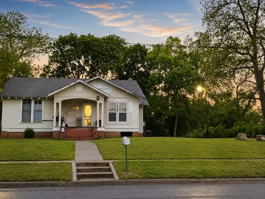 217 Martin Luther King Jr Boulevard, Crockett, TX 75835 - #2