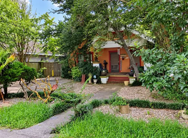 2029 Singleton Street, Houston, TX 77008