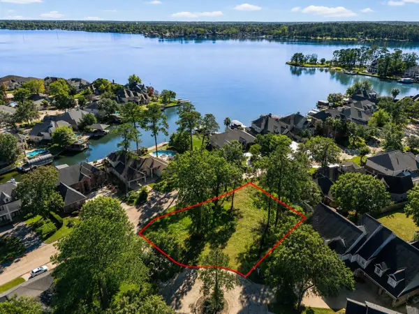 000 Wedgewood Dr, Montgomery, TX 77356