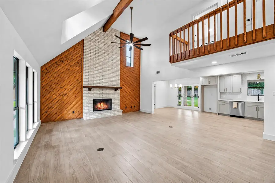 221 Montwood, Seguin, TX 78155 - #3