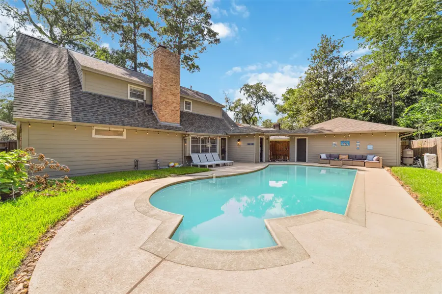 563 Landfall Ln, Conroe, TX 77302 - #3