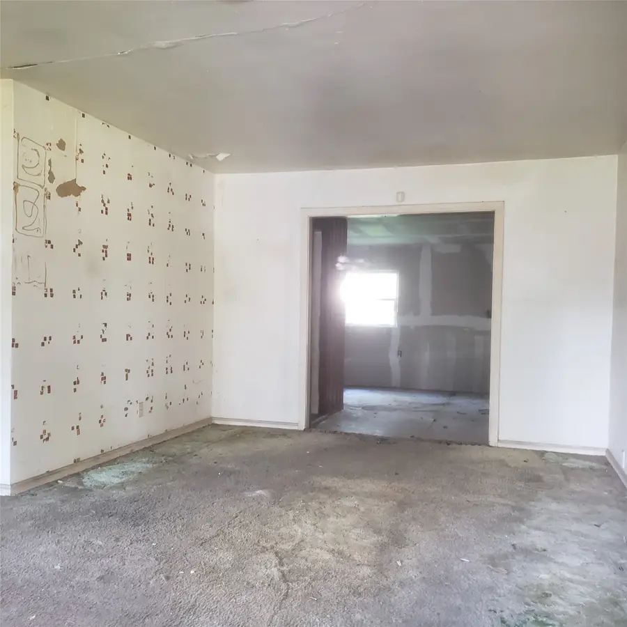 6102 Belcrest Street, Houston, TX 77033 - #3