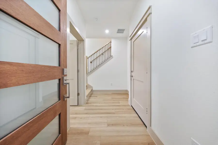 1124 Weiss Street, Houston, TX 77009 - #2
