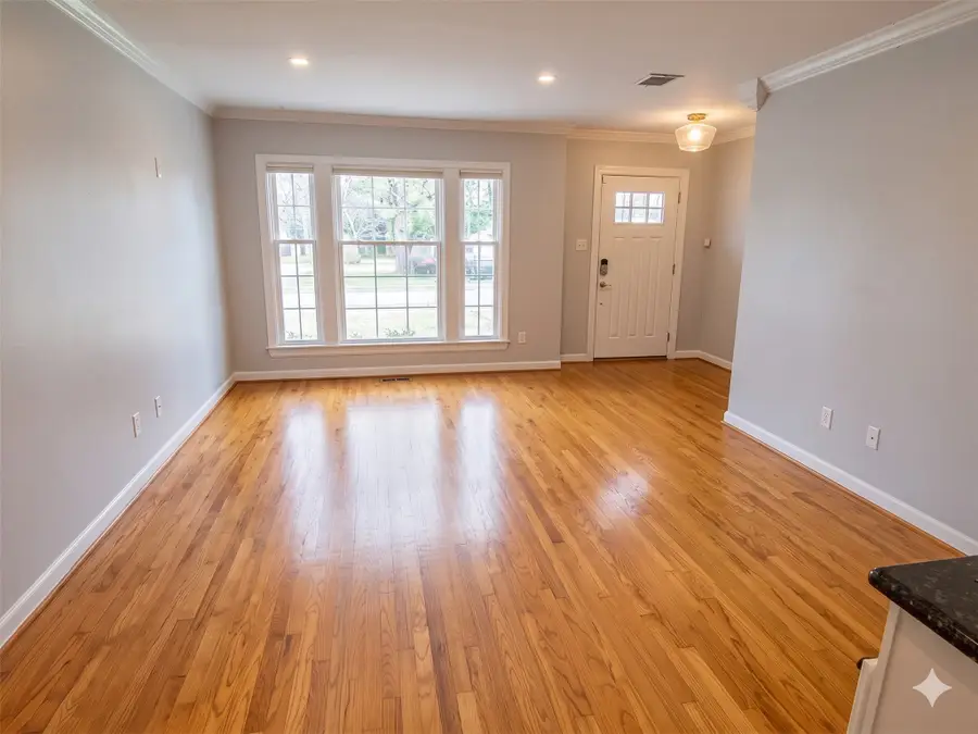 914 Dorothy Street, Houston, TX 77008 - #2