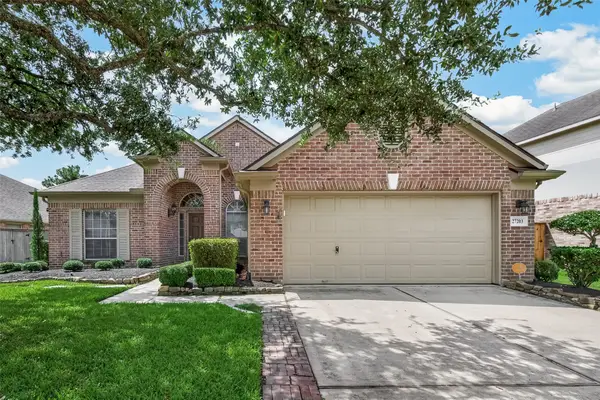 27203 Kendal Ridge Lane, Cypress, TX 77433