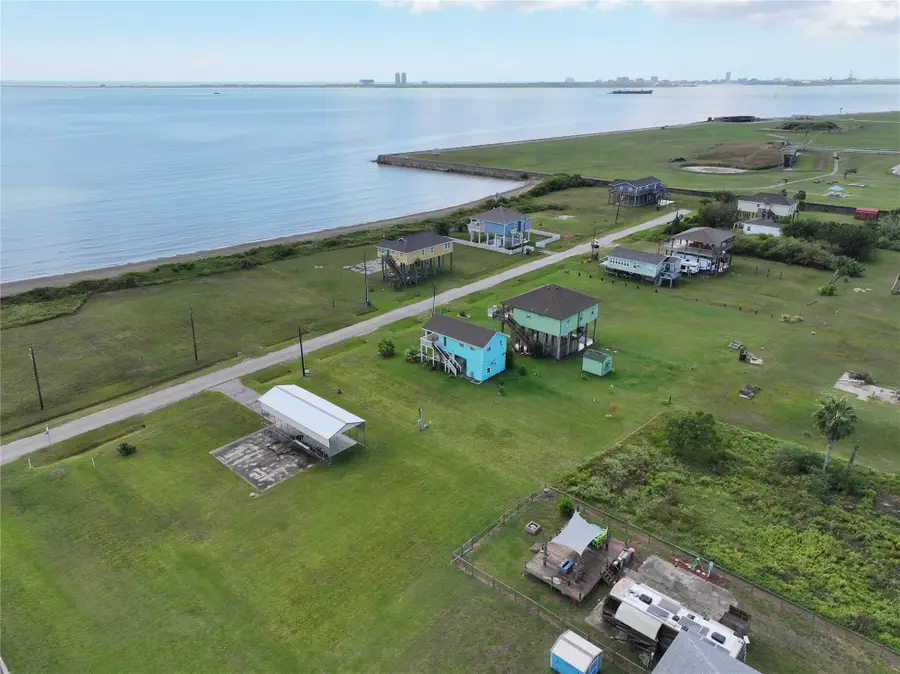 1313 Galveston Avenue, Port Bolivar, TX 77650 - Image #3