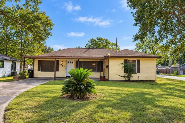 1713 Frost Street, Rosenberg, TX 77471