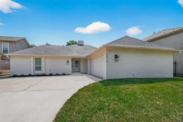 2219 Briar Branch Drive, Houston, TX 77042