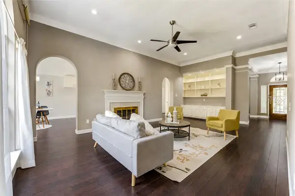 3223 Richland Drive, Sugar Land, TX 77478