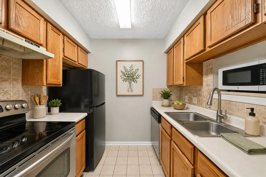 2120 El Paseo Street #802, Houston, TX 77054 - #3