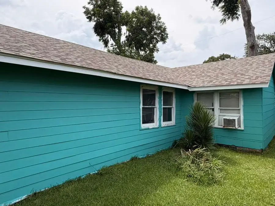 3226 Arkansas Street, Baytown, TX 77520 - #2