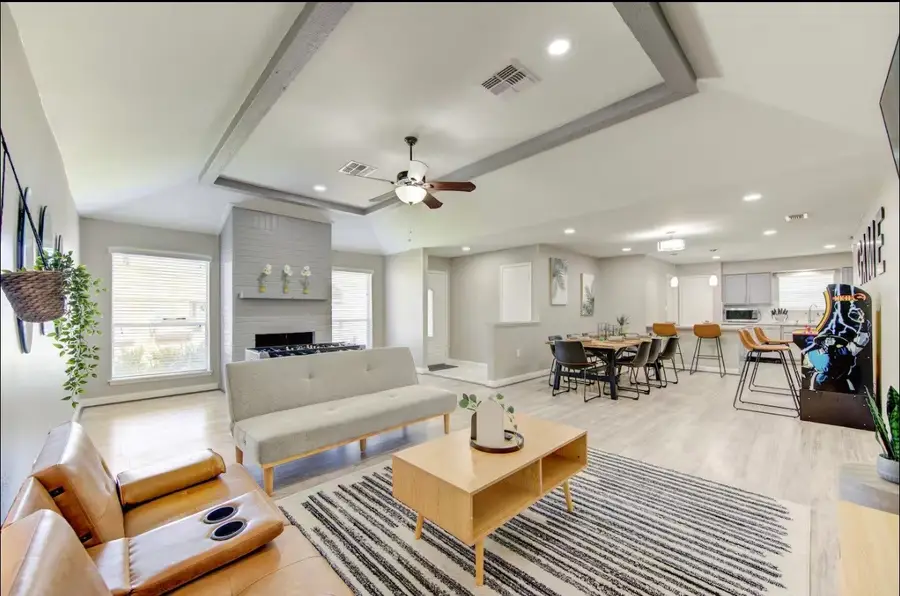 6131 Gladewell Drive, Houston, TX 77072 - #3